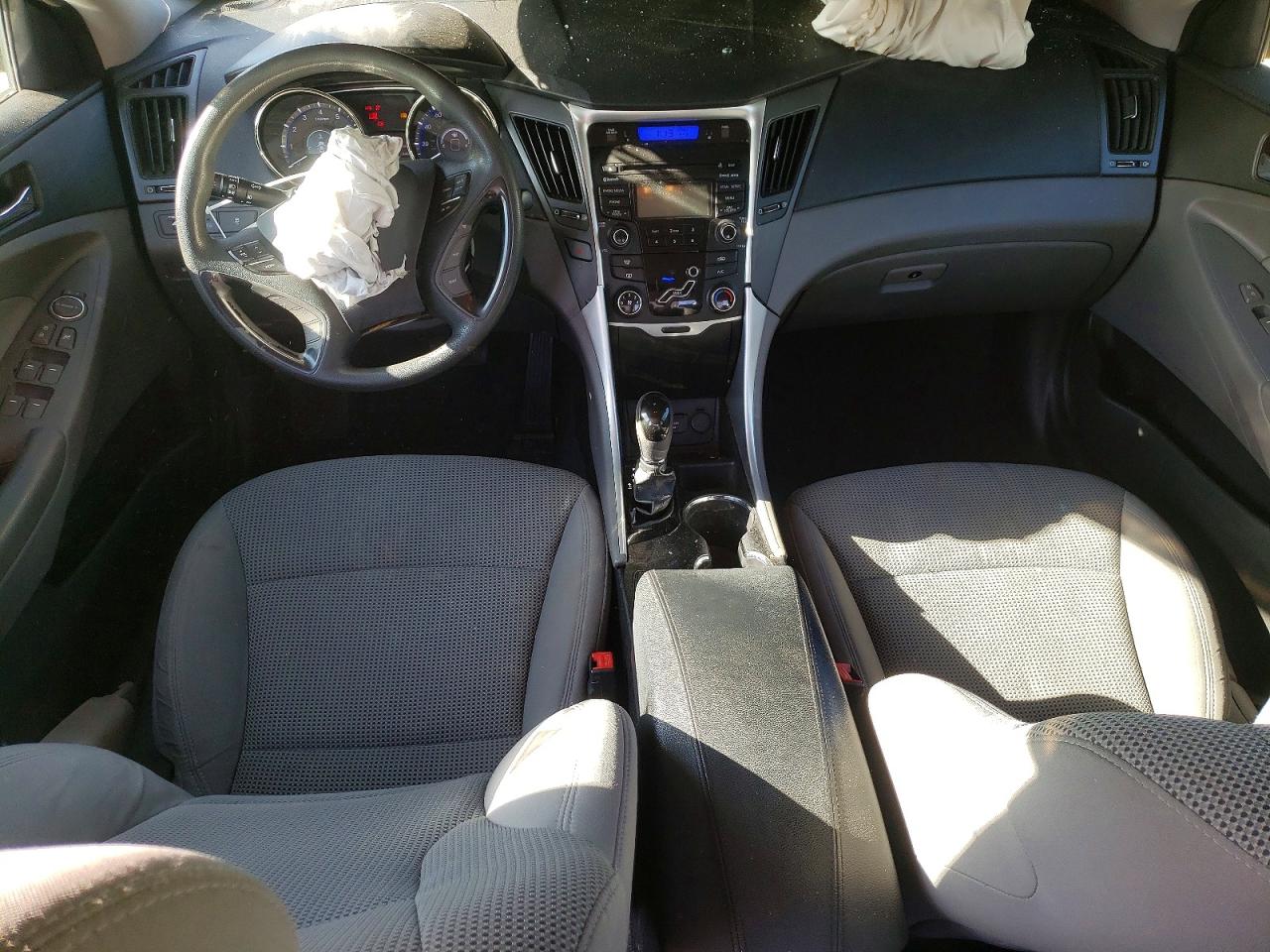 2013 HYUNDAI SONATA GLS photo 22