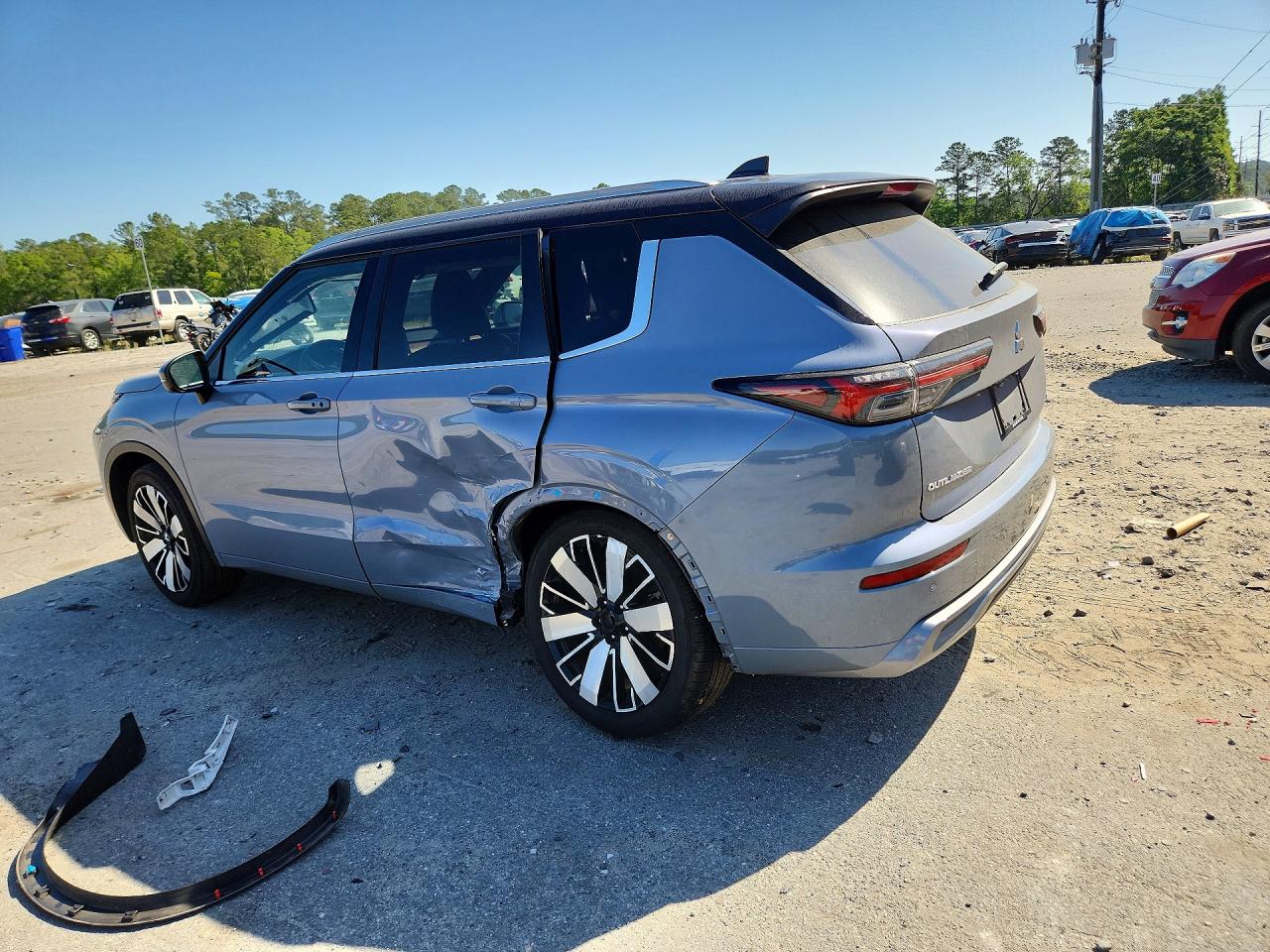 2025 MITSUBISHI OUTLANDER SEL photo 2