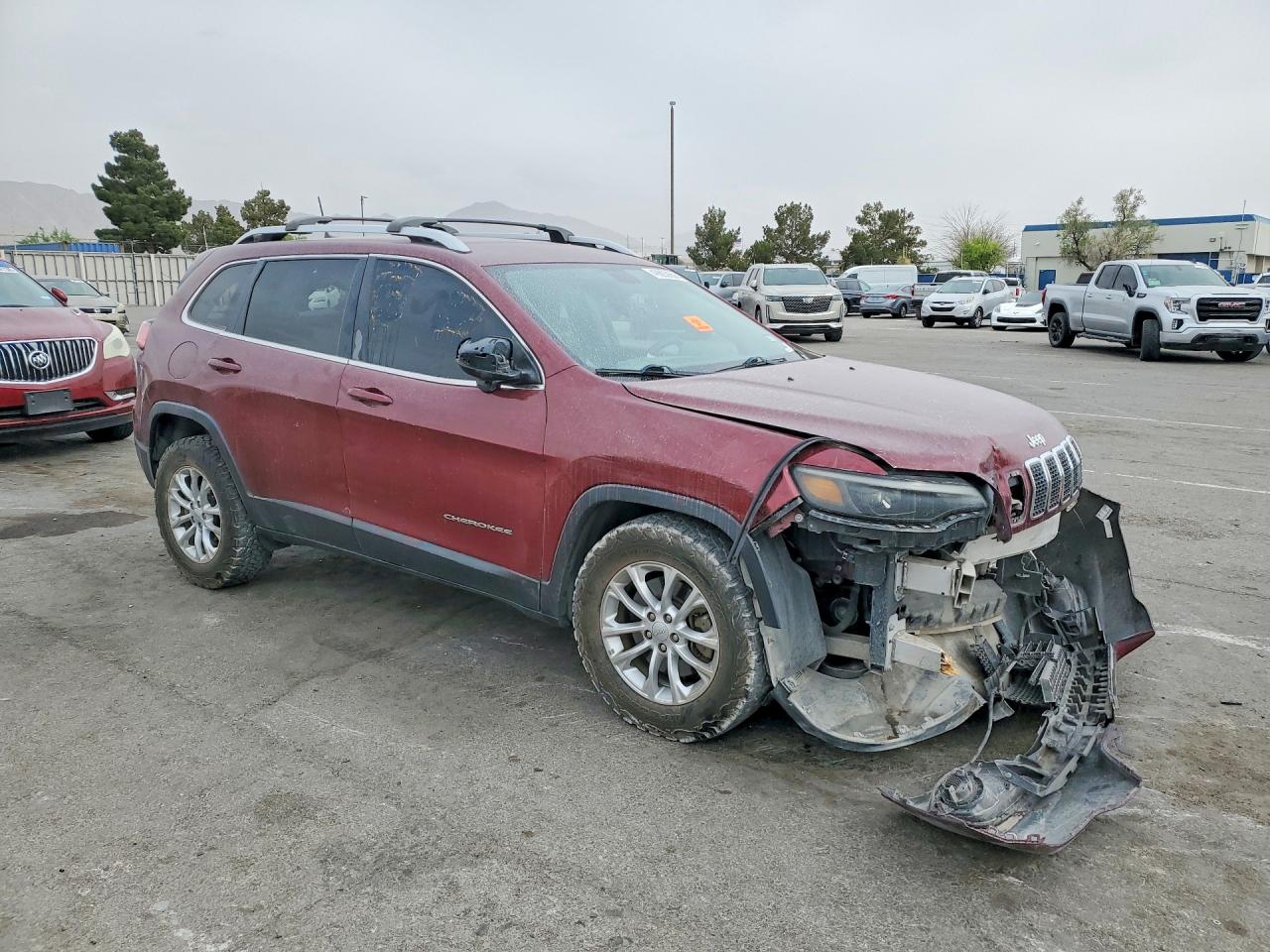 2019 JEEP CHEROKEE LATITUDE photo 4