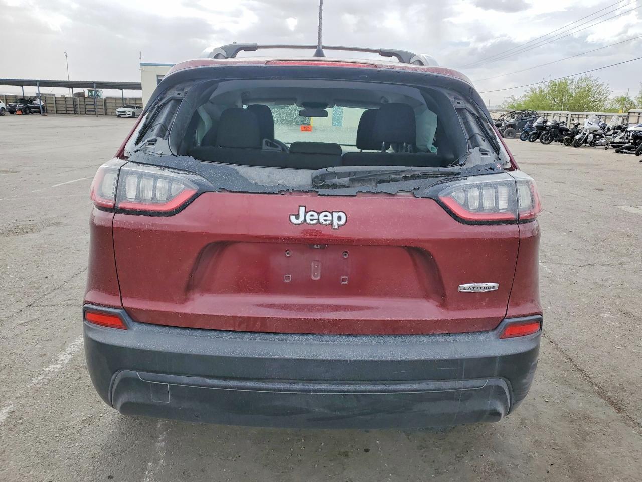 2019 JEEP CHEROKEE LATITUDE photo 6
