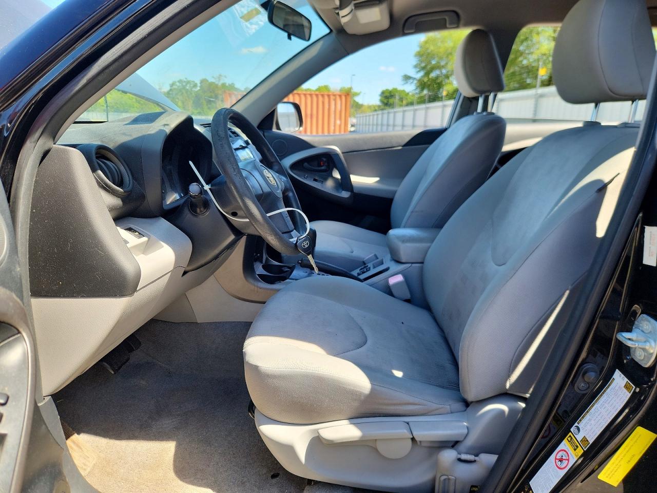 2010 TOYOTA RAV4 BASE photo 13