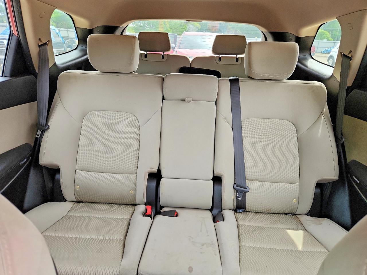 2014 HYUNDAI SANTA FE GLS photo 19