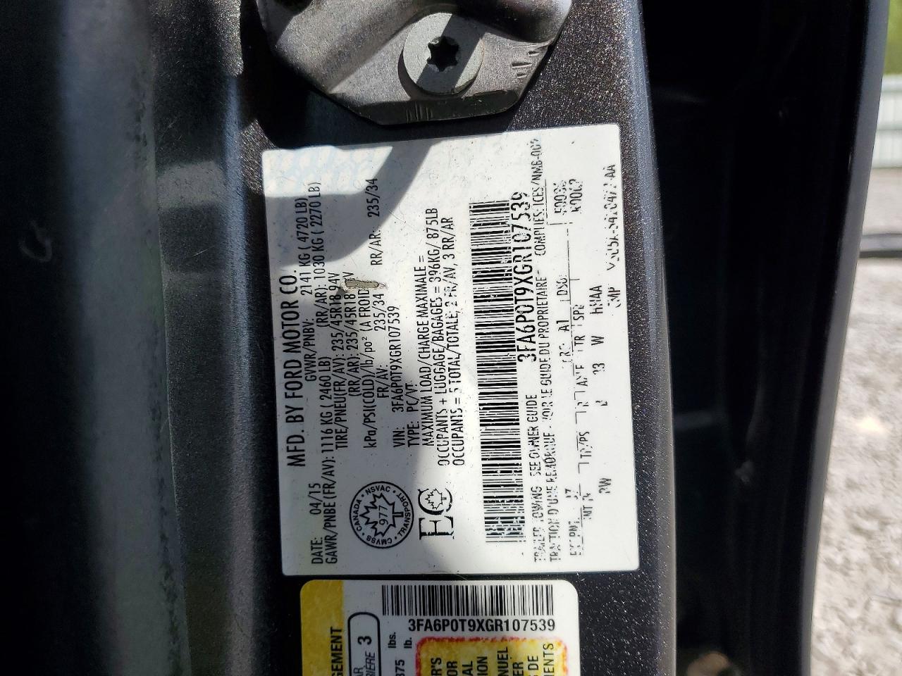 2016 FORD FUSION SE photo 34
