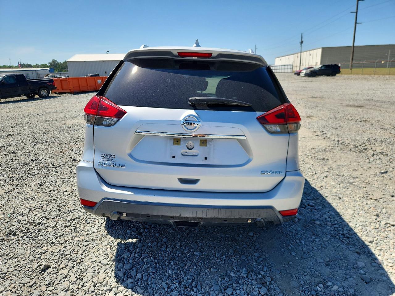 2018 NISSAN ROGUE SV photo 11