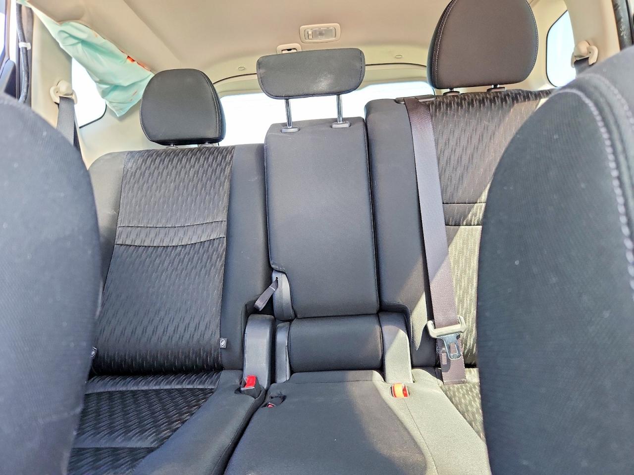 2018 NISSAN ROGUE SV photo 19