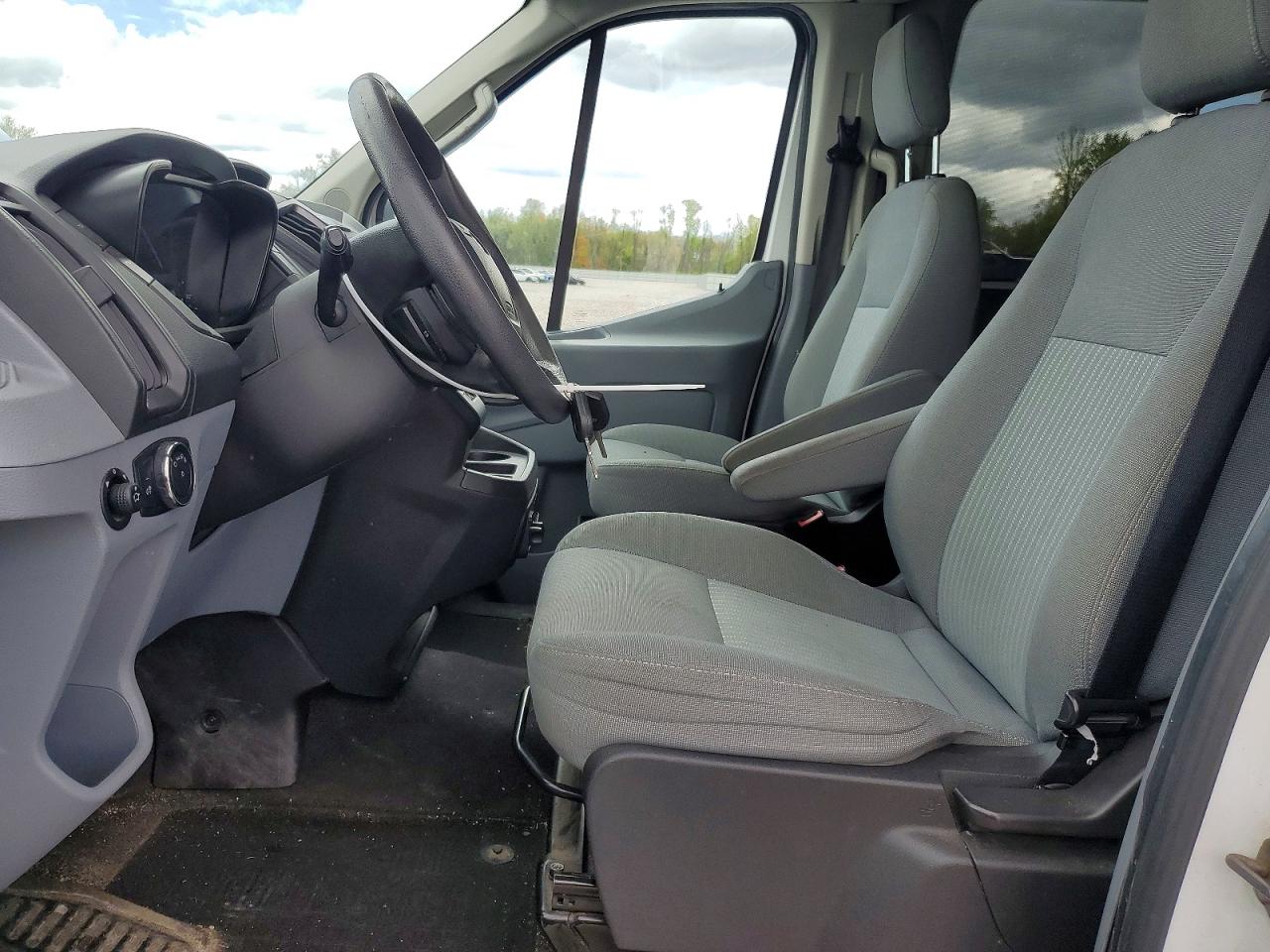 2016 FORD TRANSIT T-150 photo 13
