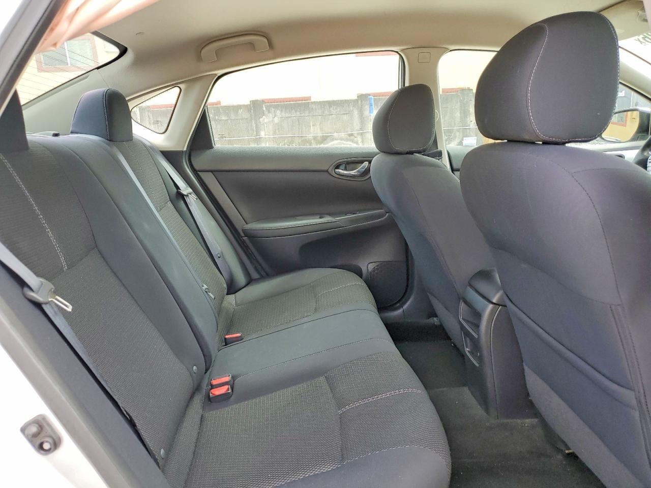 2017 NISSAN SENTRA S photo 19
