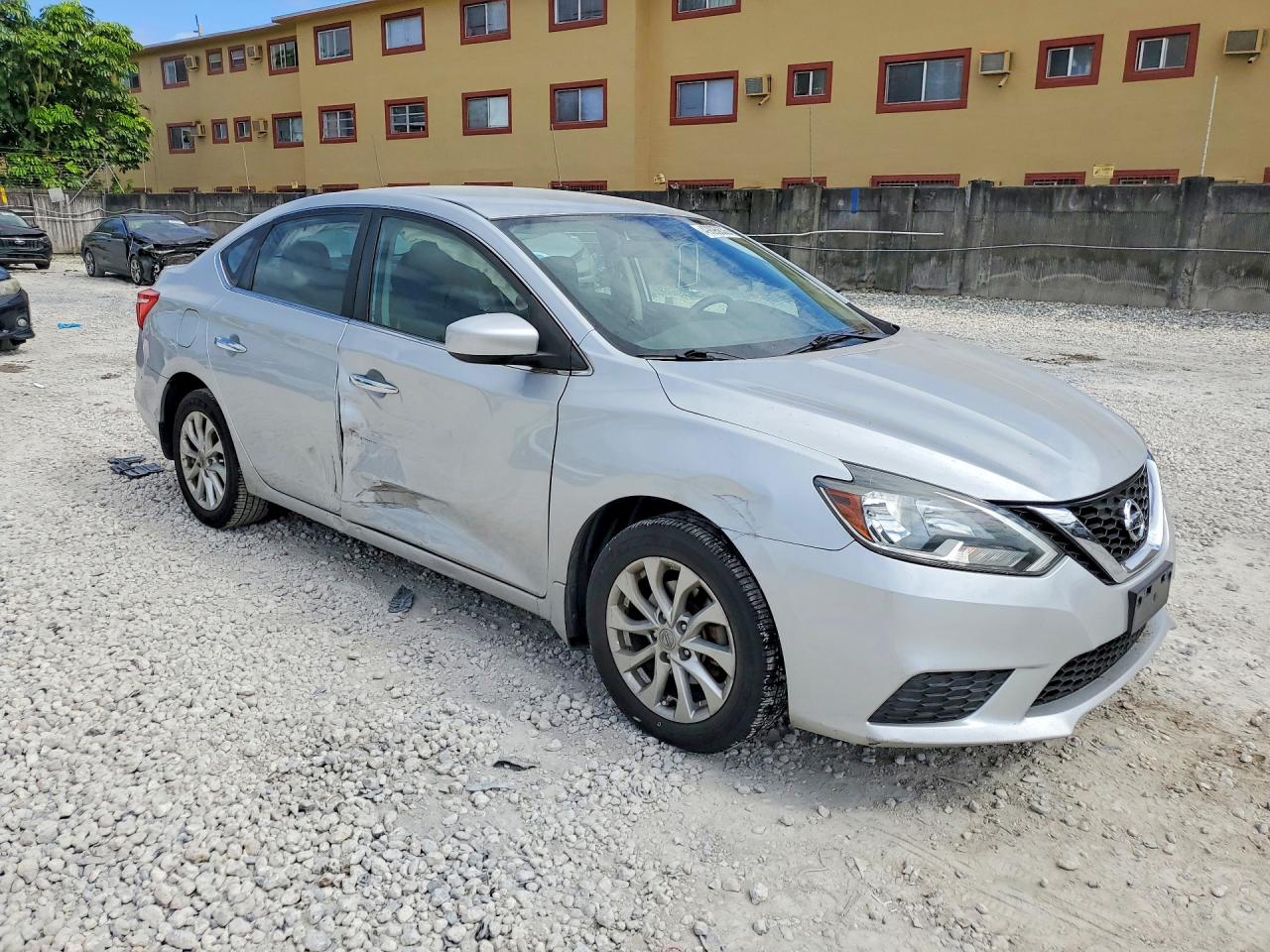 2017 NISSAN SENTRA S photo 7