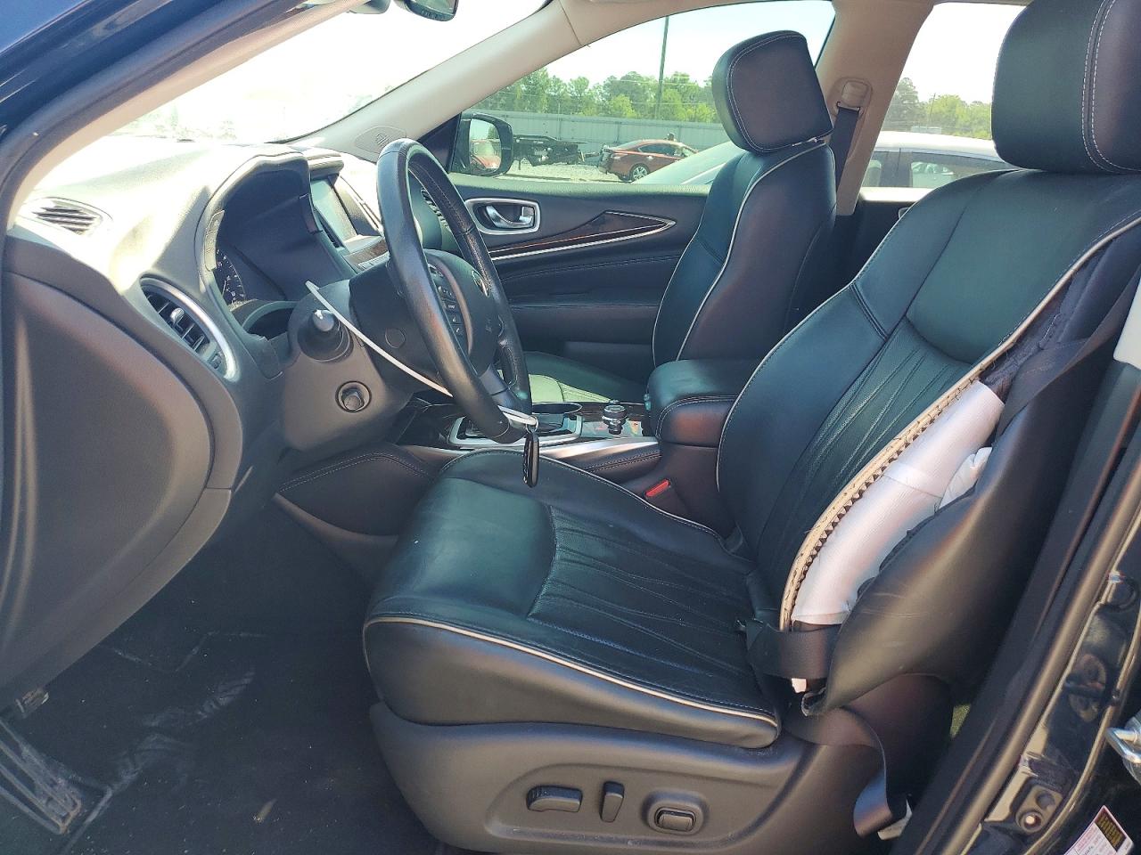 2020 INFINITI QX60 LUXE photo 13