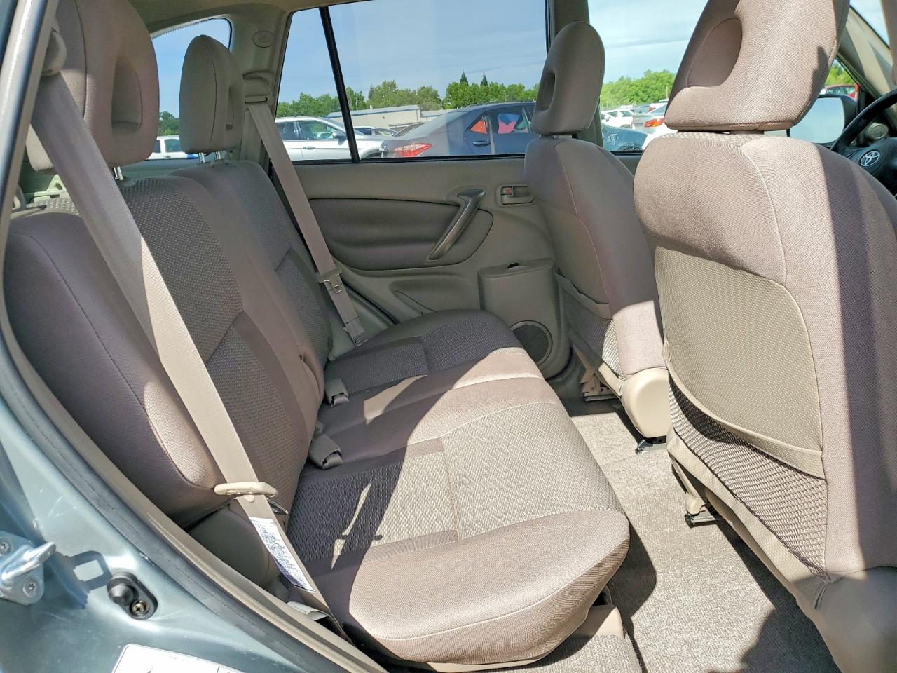 2005 TOYOTA RAV4 BASE photo 21