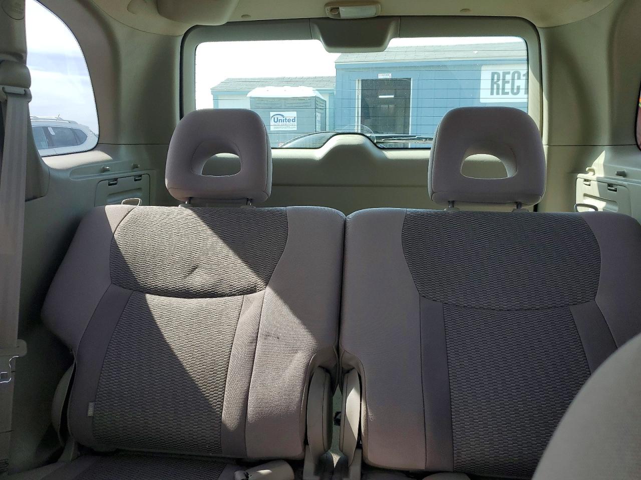 2005 TOYOTA RAV4 BASE photo 19