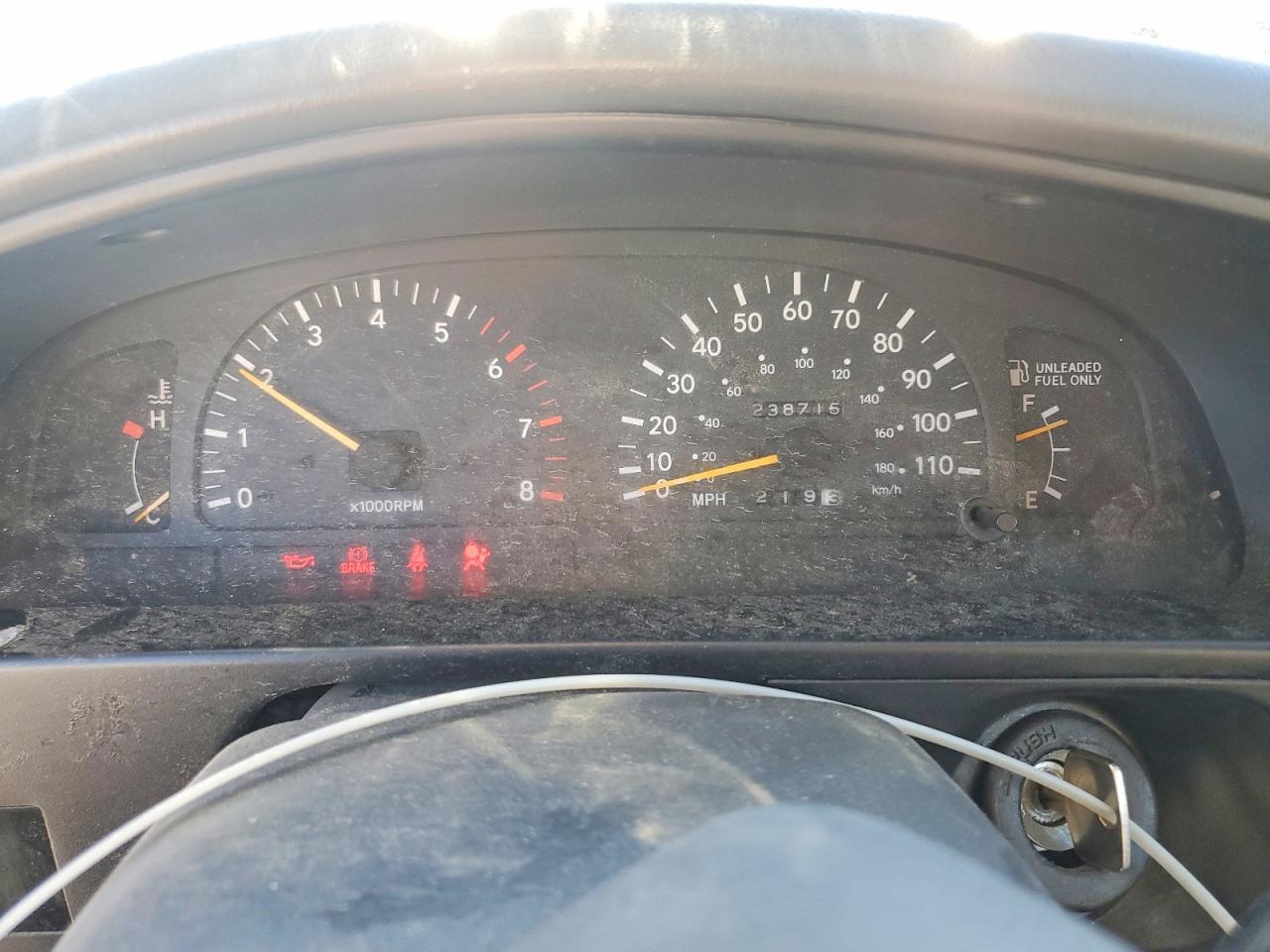 1996 TOYOTA TACOMA XTRACAB photo 17