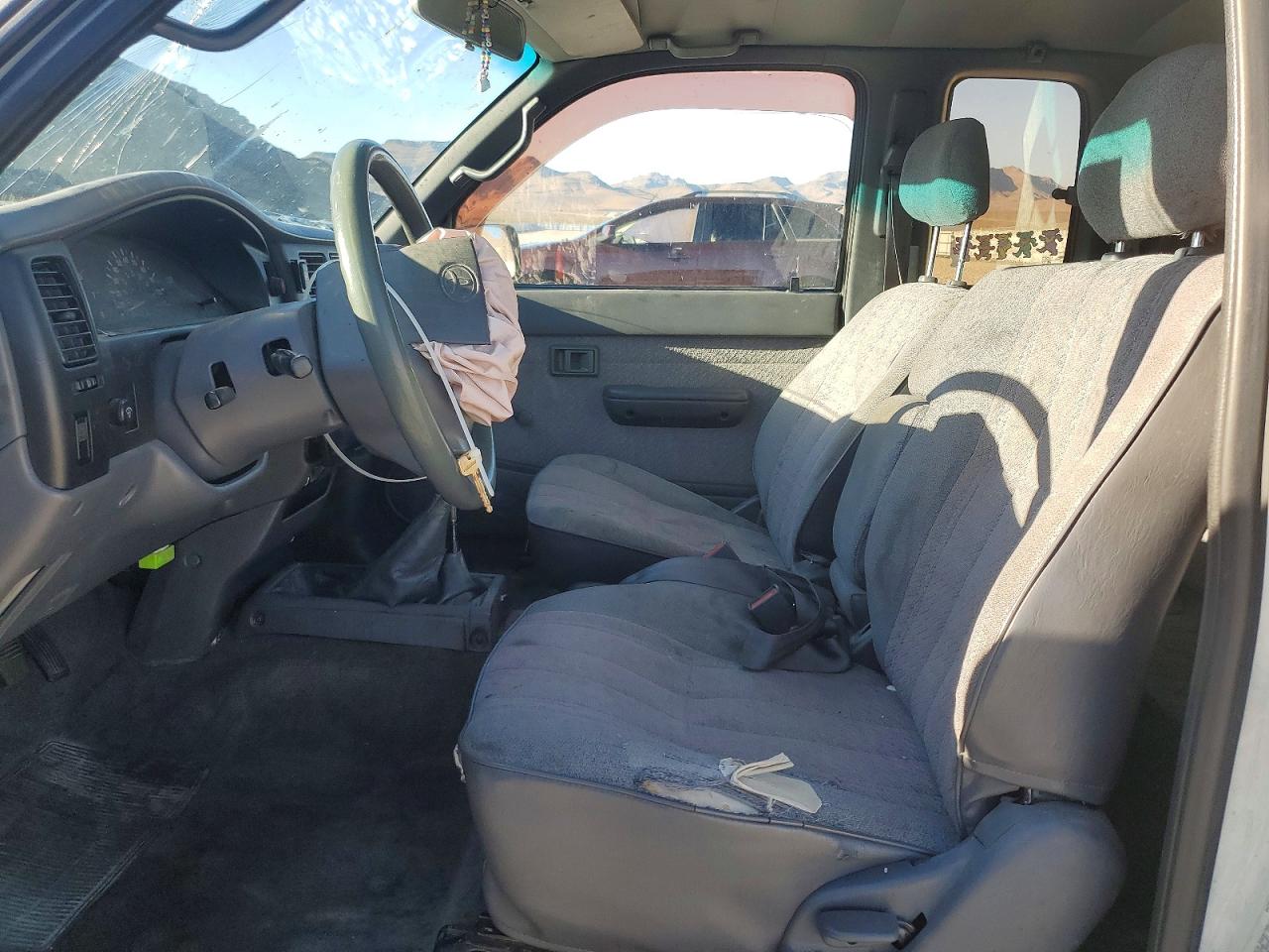 1996 TOYOTA TACOMA XTRACAB photo 13
