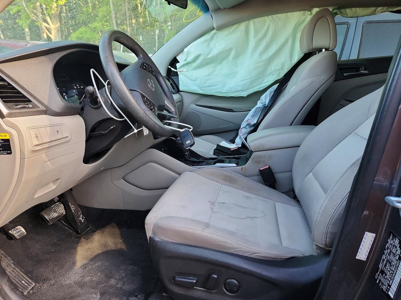 2016 HYUNDAI TUCSON SE photo 13