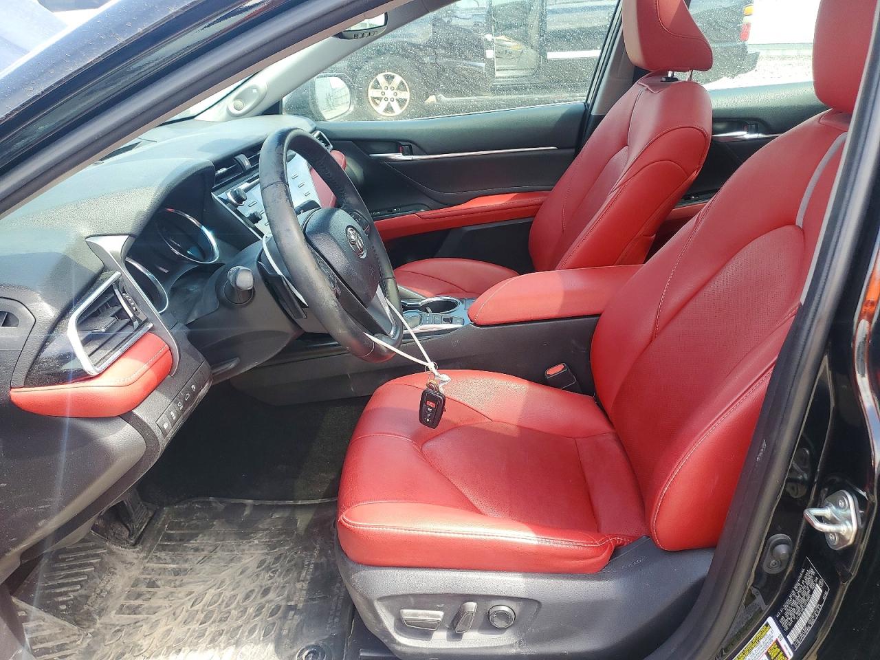 2018 TOYOTA CAMRY XSE V6 photo 7
