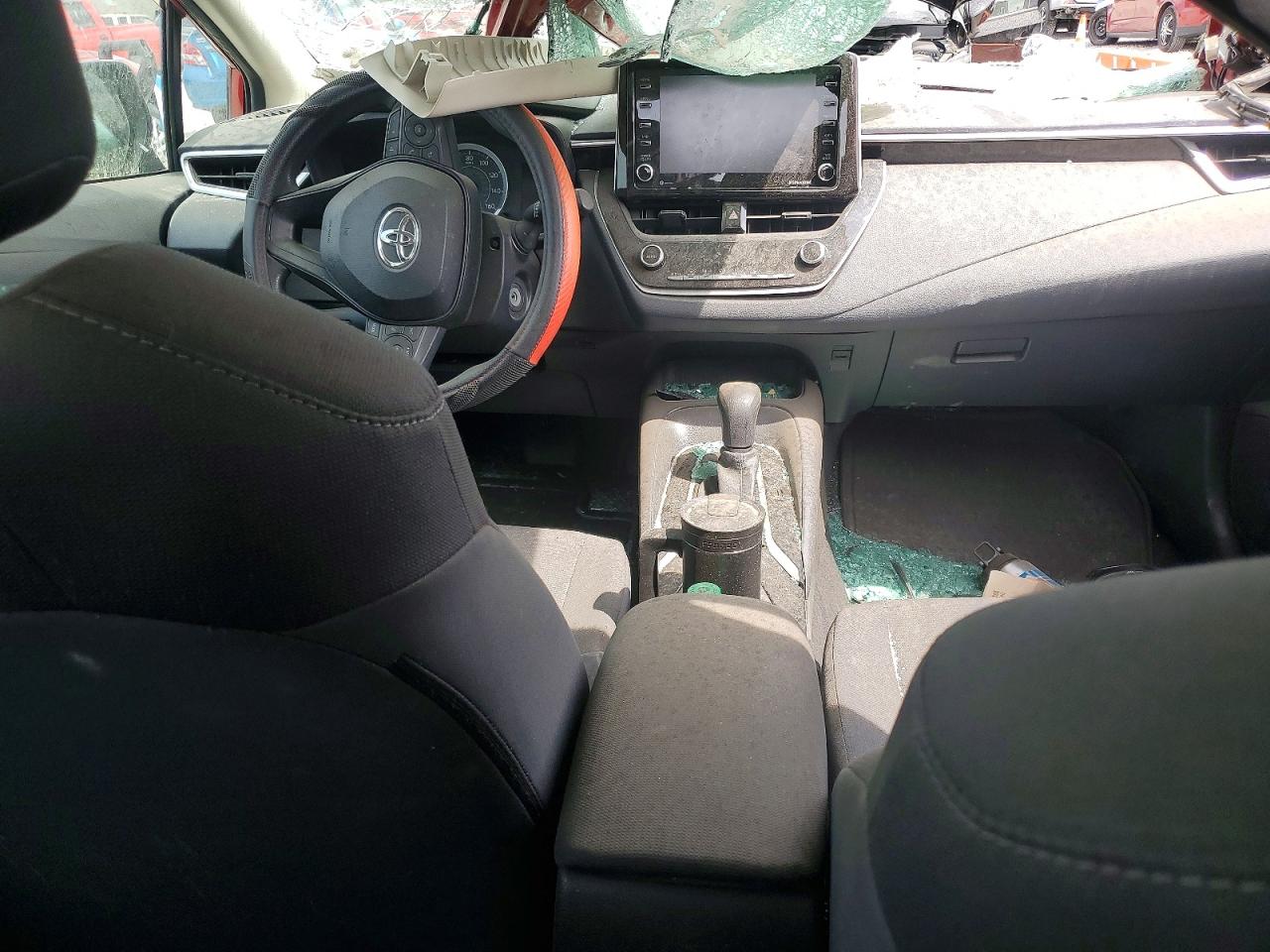 2021 TOYOTA COROLLA LE photo 15
