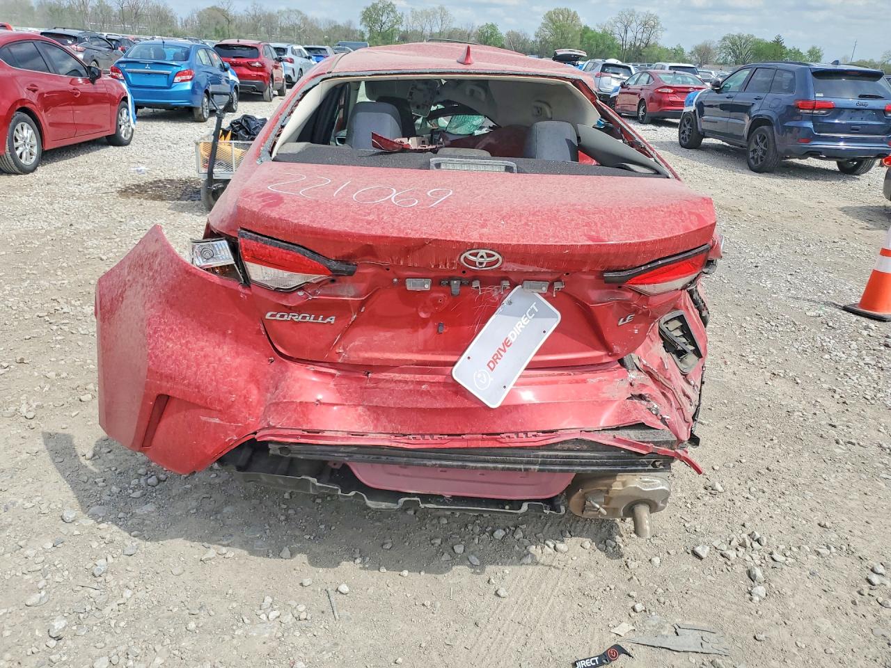 2021 TOYOTA COROLLA LE photo 11