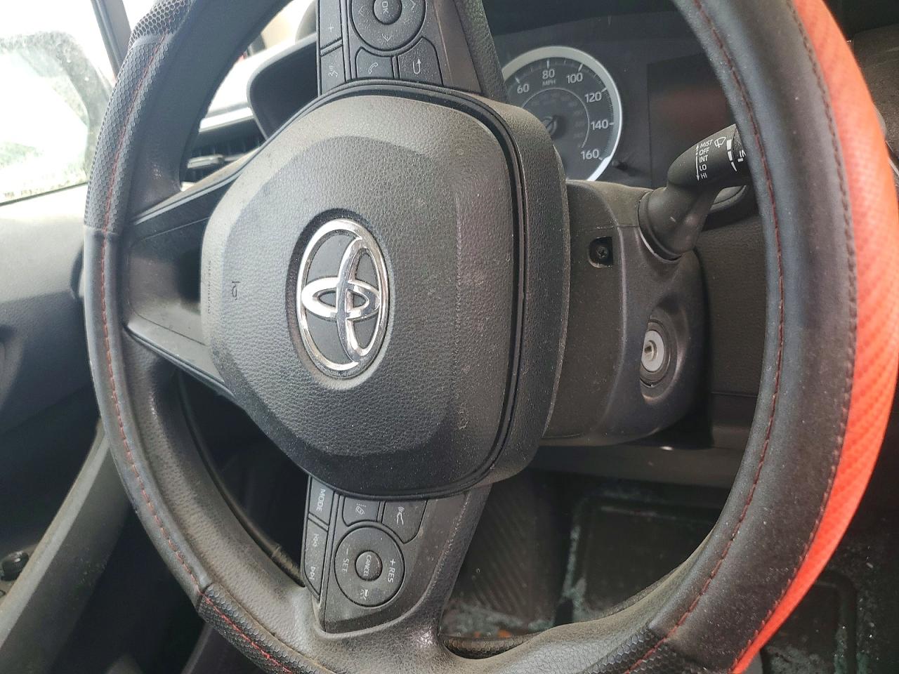 2021 TOYOTA COROLLA LE photo 17