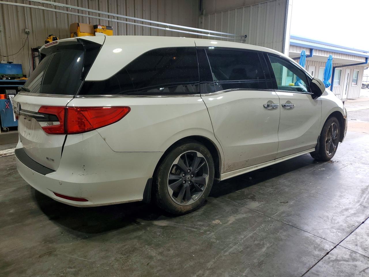 2024 HONDA ODYSSEY ELITE photo 5