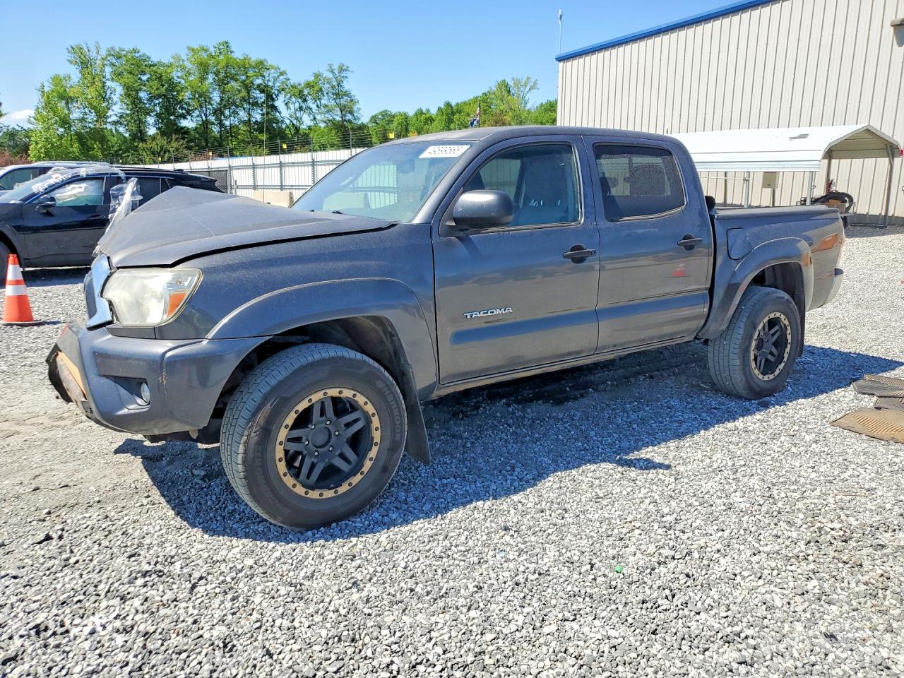 2013 TOYOTA TACOMA