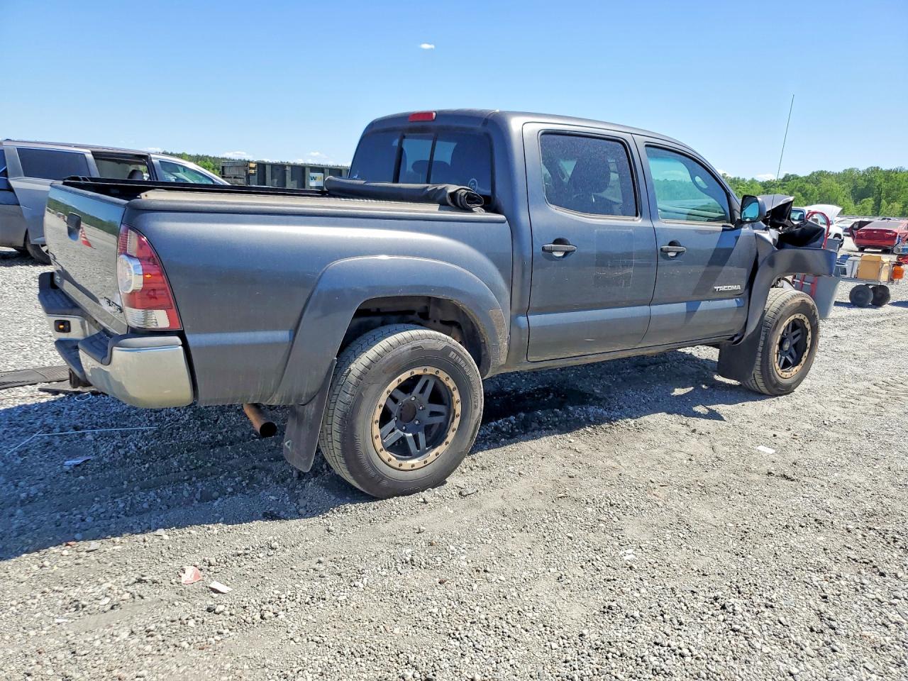 2013 TOYOTA TACOMA DOUBLE CAB photo 5