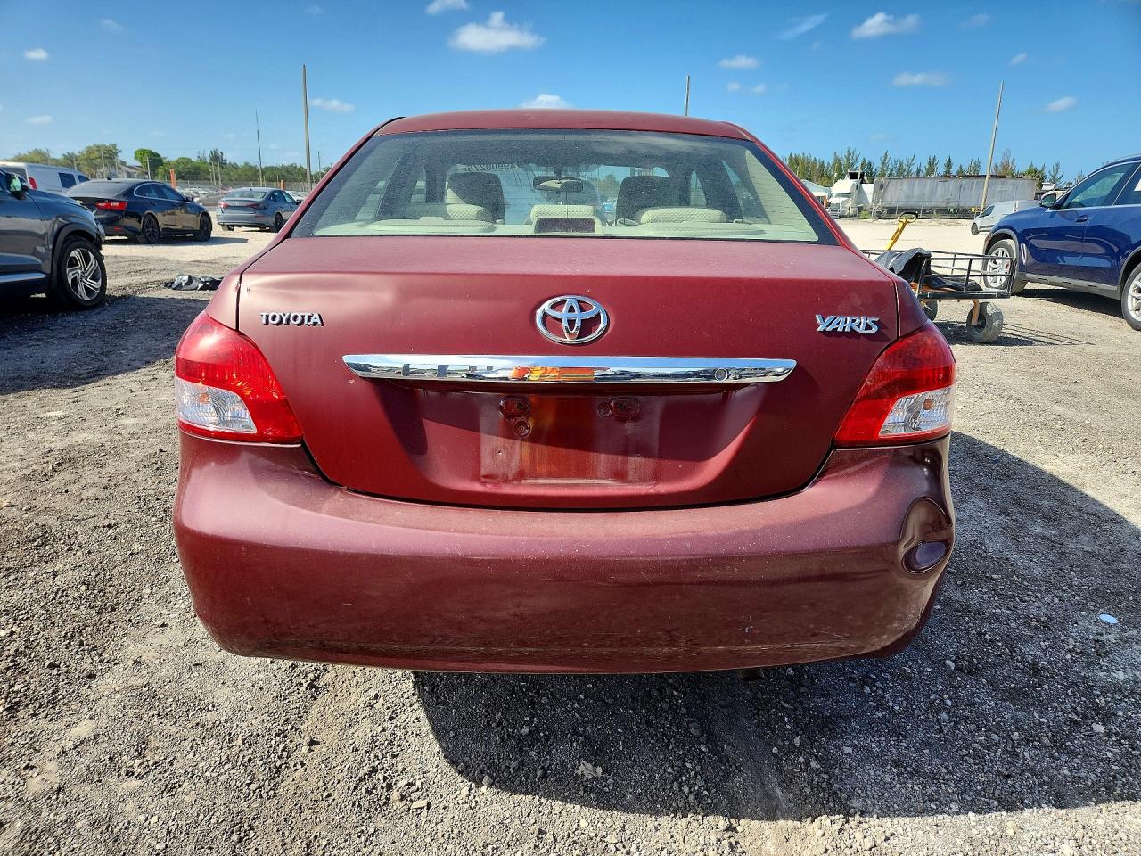 2007 TOYOTA YARIS BASE photo 16