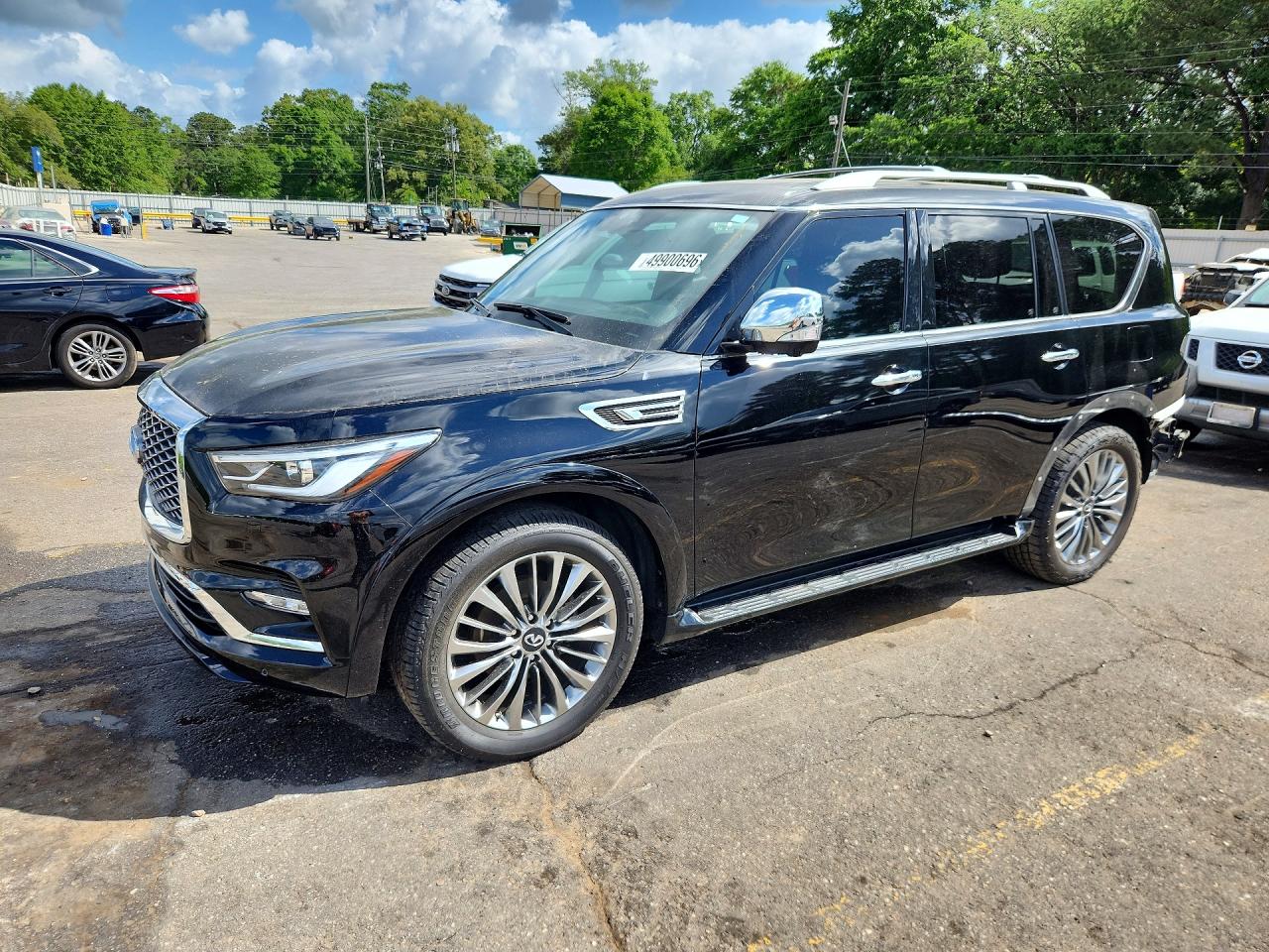 2021 INFINITI QX80