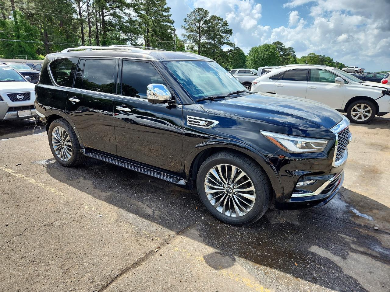 2021 INFINITI QX80 SENSORY photo 10