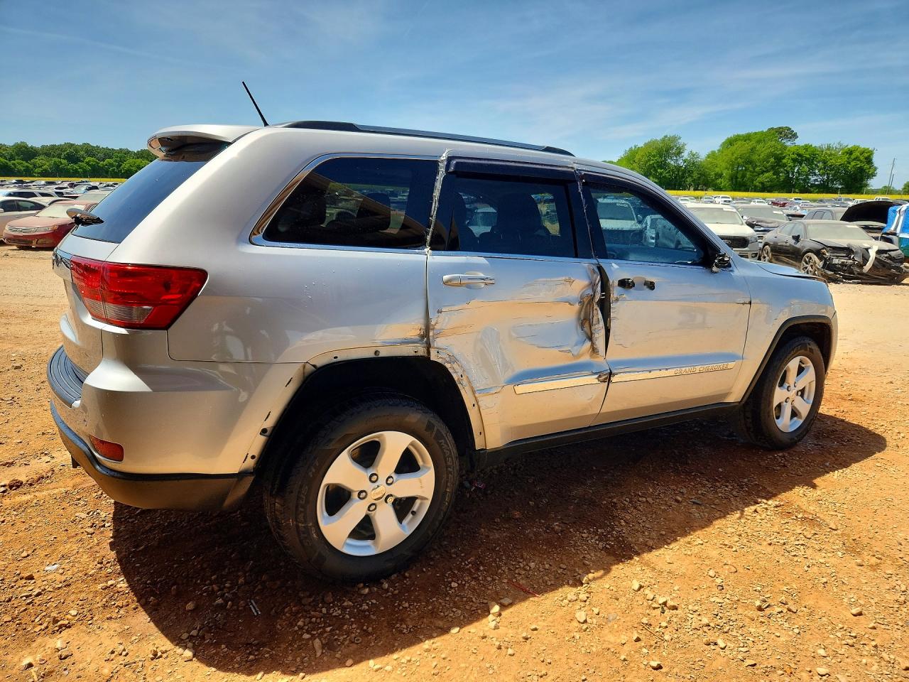 2012 JEEP GRAND CHEROKEE LAREDO photo 5