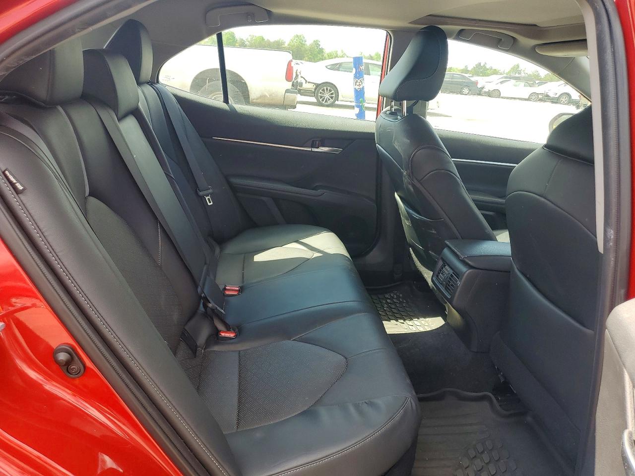 2021 TOYOTA CAMRY XSE photo 28