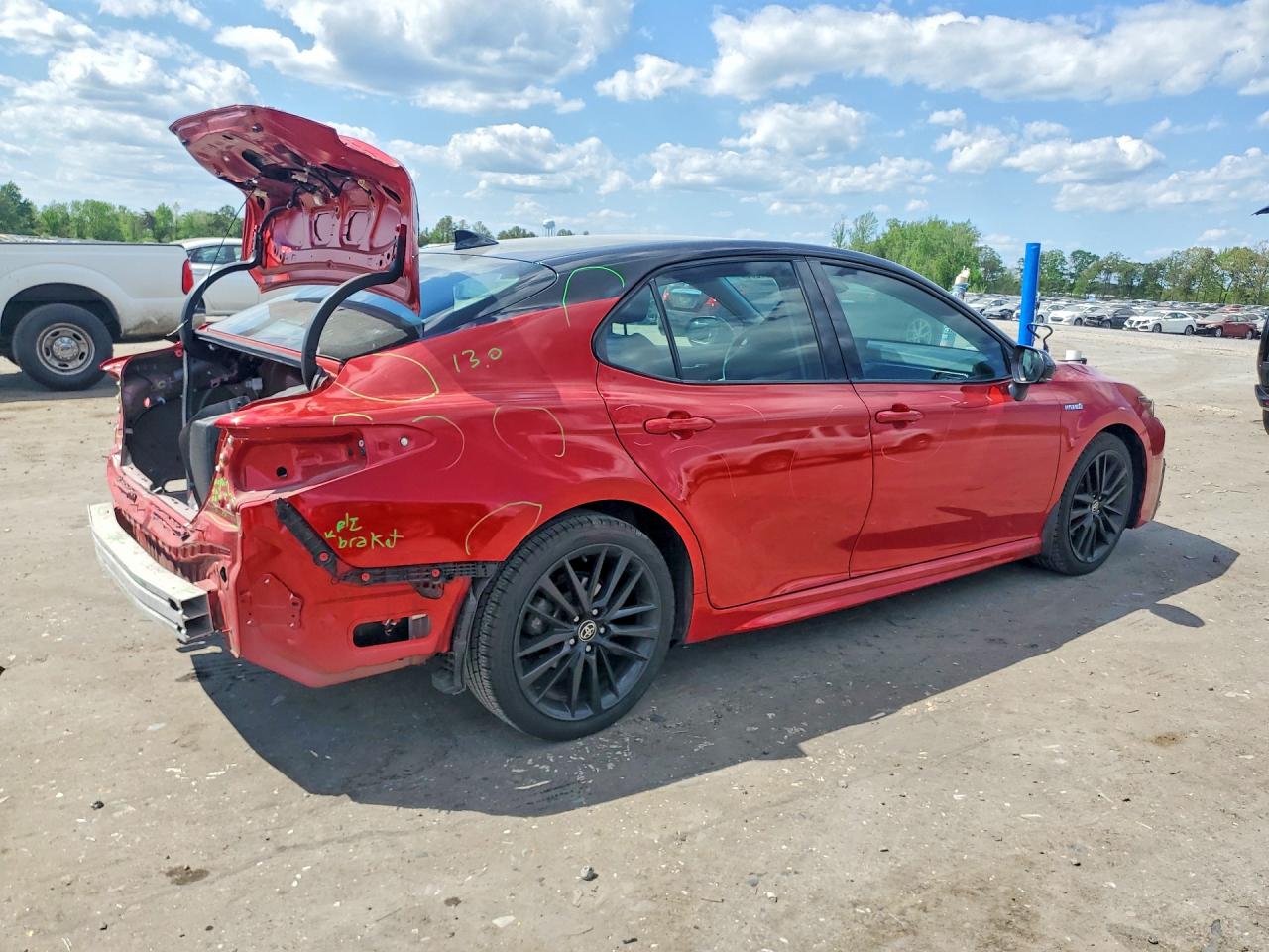 2021 TOYOTA CAMRY XSE photo 7