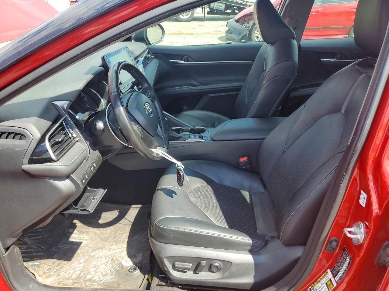 2021 TOYOTA CAMRY XSE photo 19