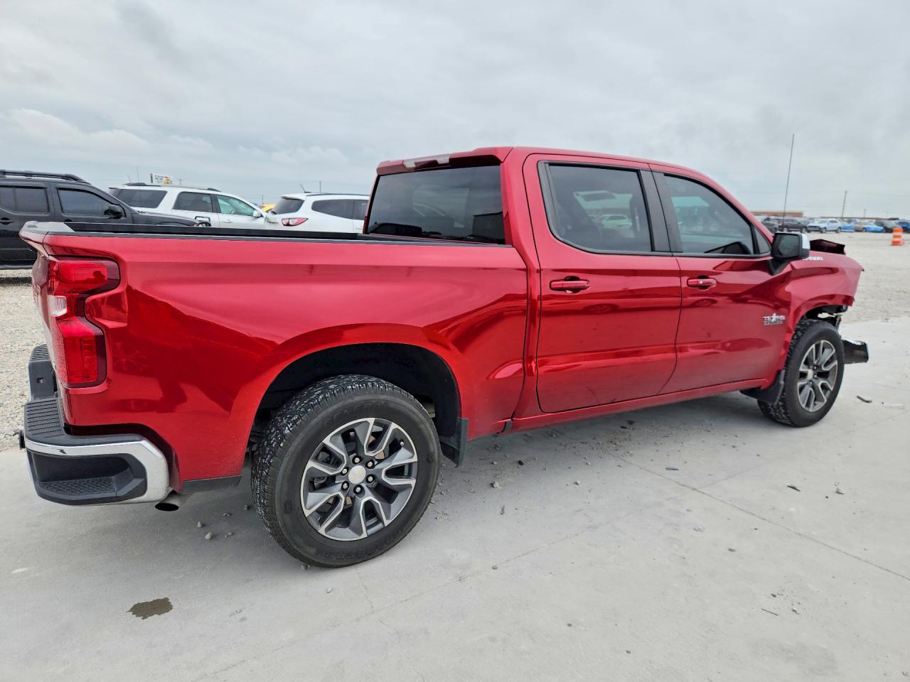 2024 CHEVROLET SILVERADO C1500 LT photo 5
