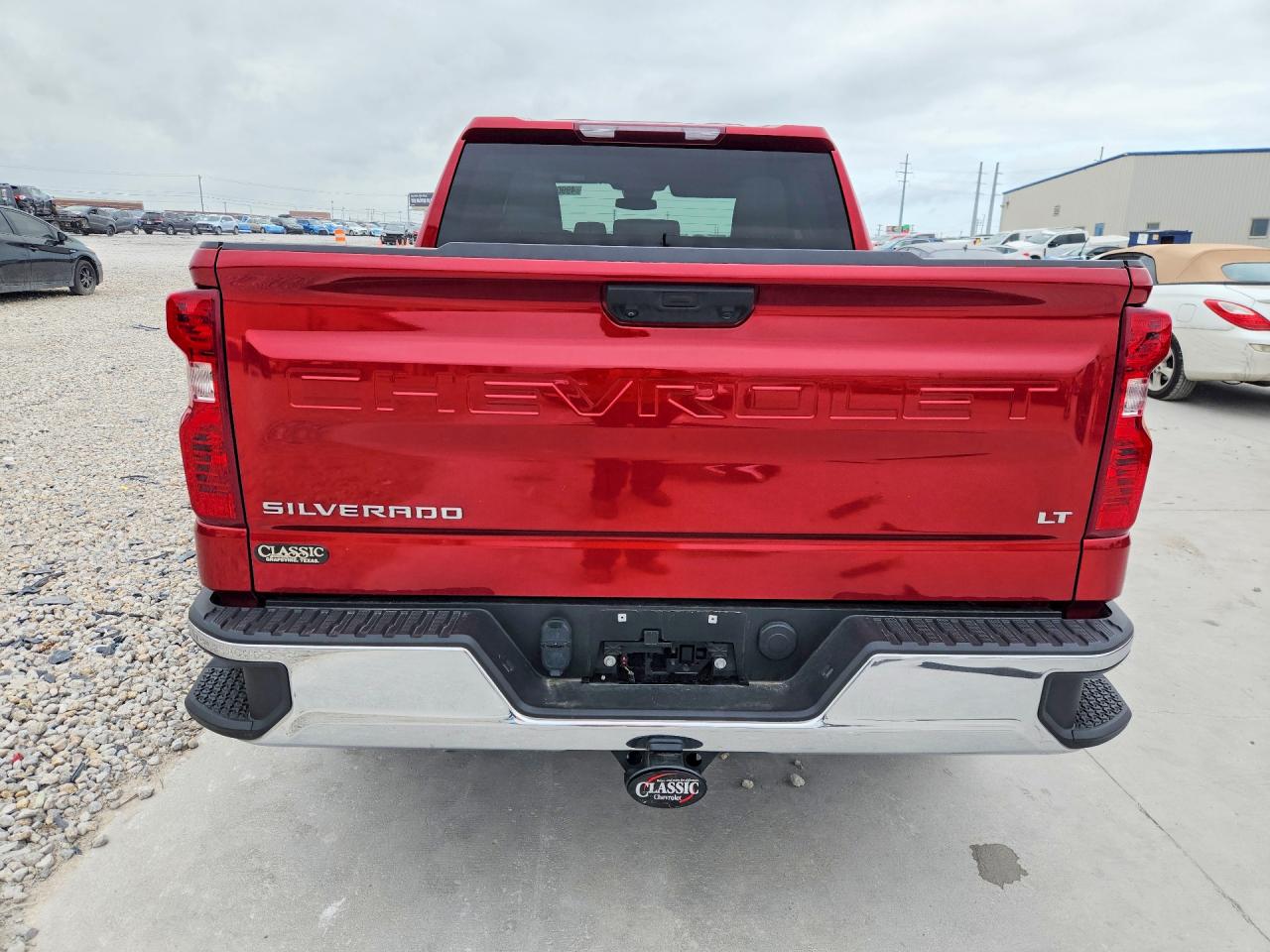2024 CHEVROLET SILVERADO C1500 LT photo 11