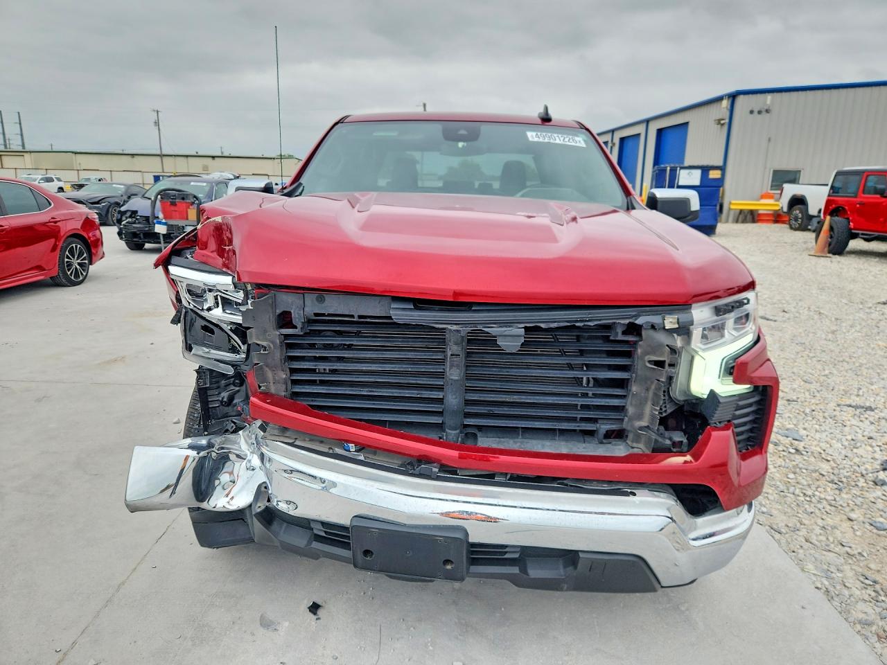 2024 CHEVROLET SILVERADO C1500 LT photo 9