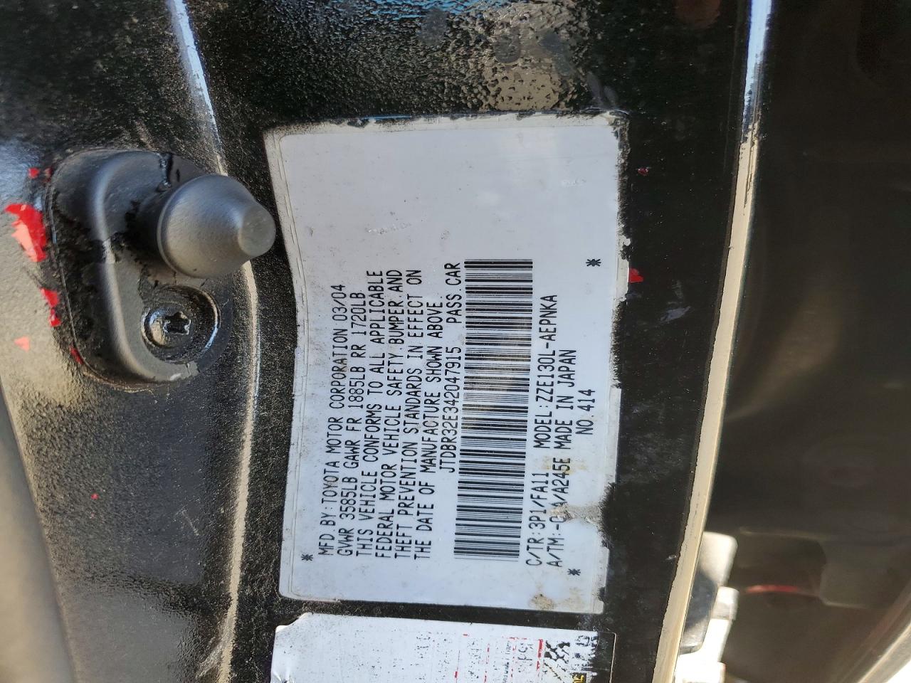 2004 TOYOTA COROLLA LE photo 13