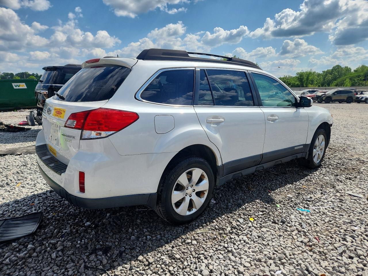 2011 SUBARU OUTBACK 2.5I PREMIUM photo 7