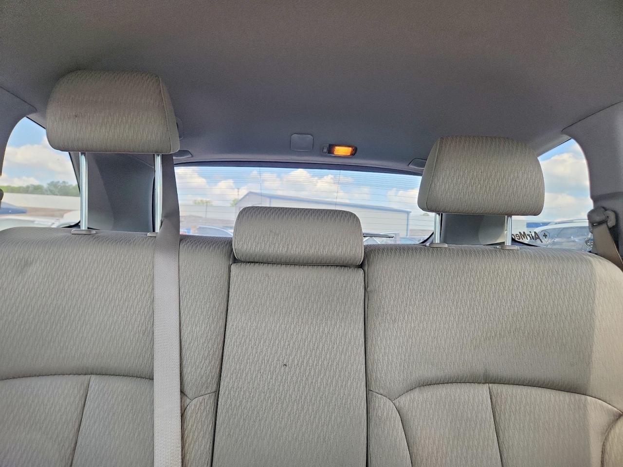 2011 SUBARU OUTBACK 2.5I PREMIUM photo 28
