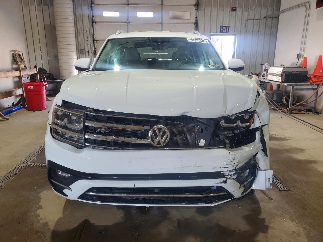 2018 VOLKSWAGEN ATLAS SE photo 9