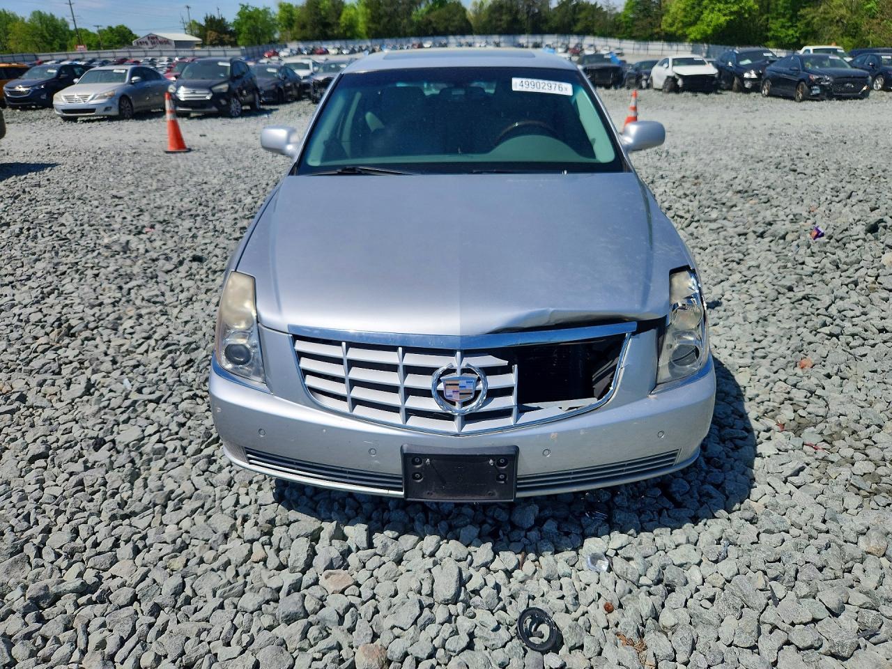 2011 CADILLAC DTS PREMIUM COLLECTION photo 9