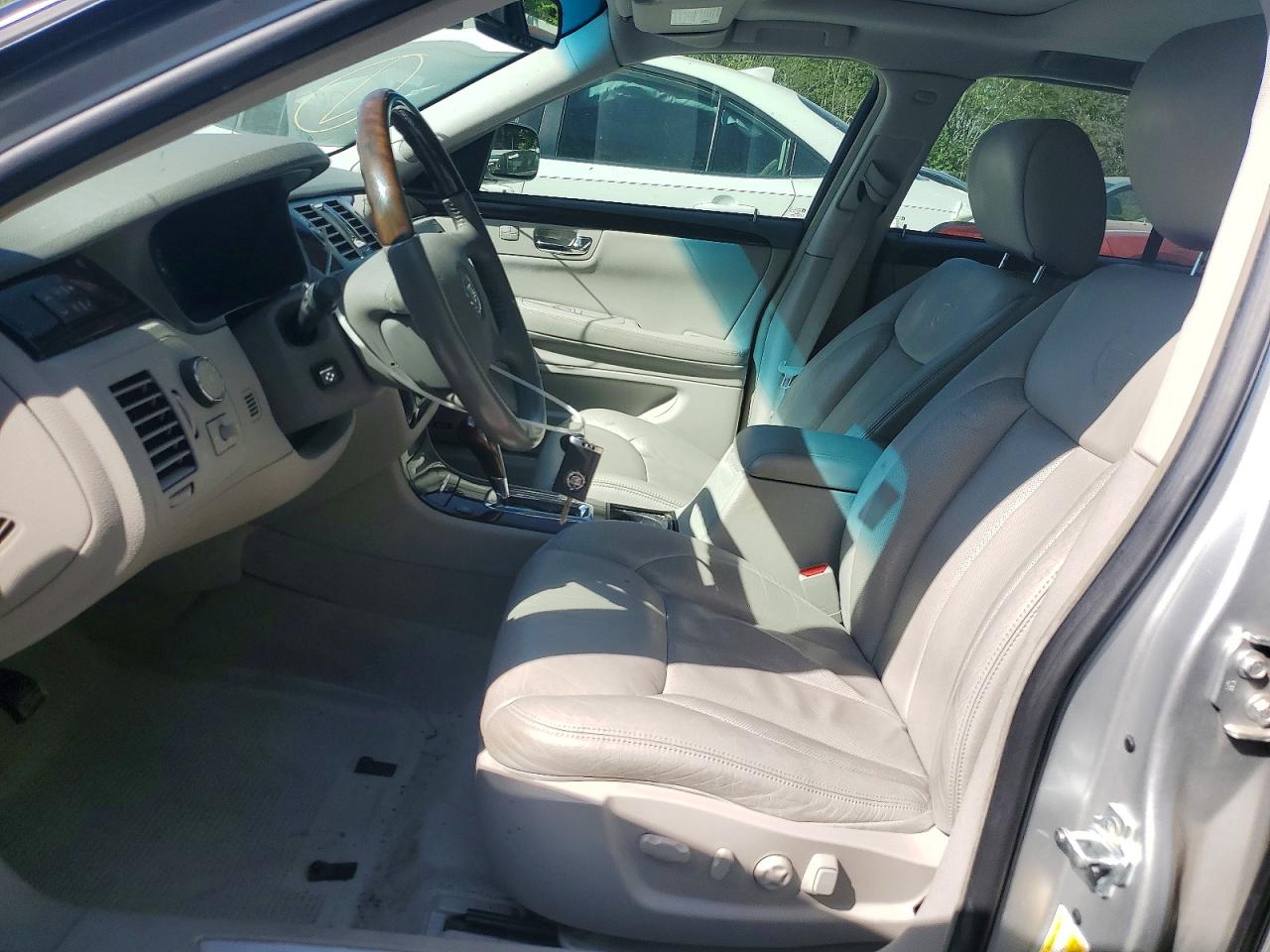 2011 CADILLAC DTS PREMIUM COLLECTION photo 13