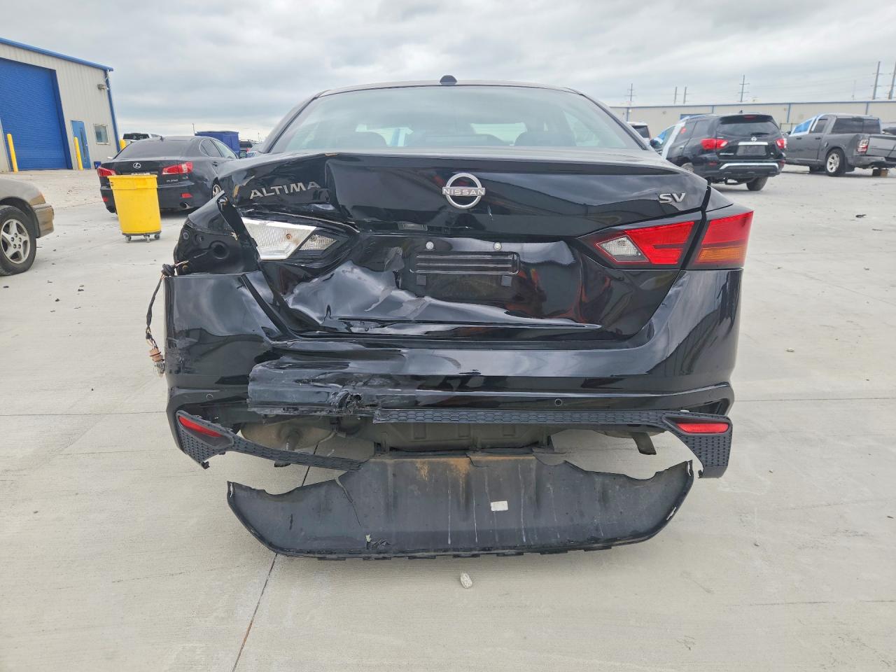 2024 NISSAN ALTIMA SV photo 11