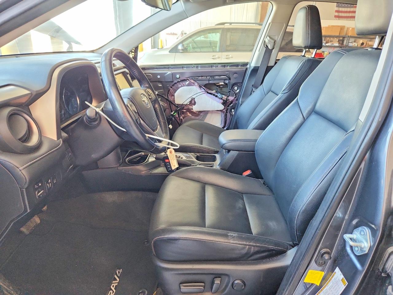 2016 TOYOTA RAV4 HV LIMITED photo 19