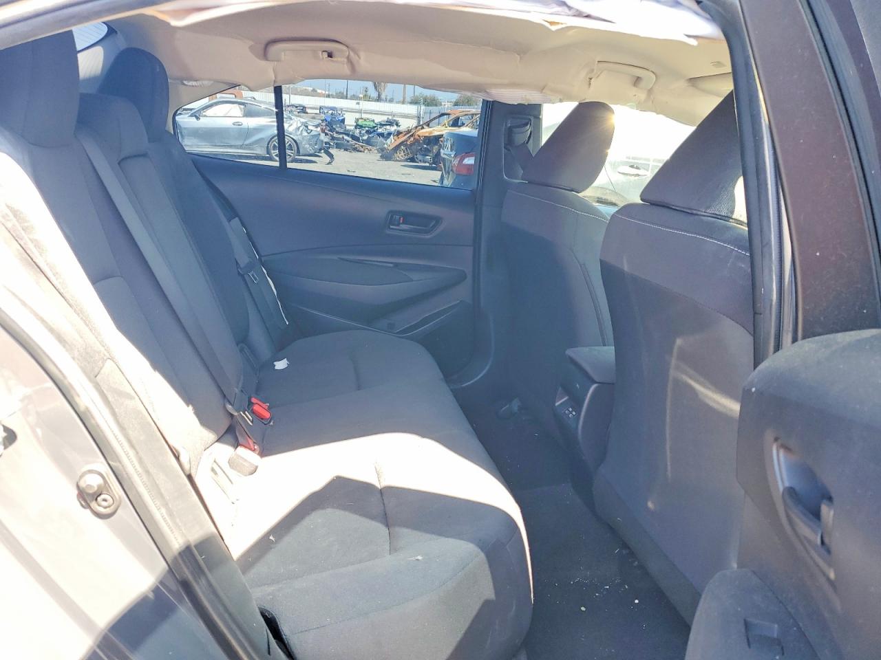 2024 TOYOTA COROLLA LE photo 28