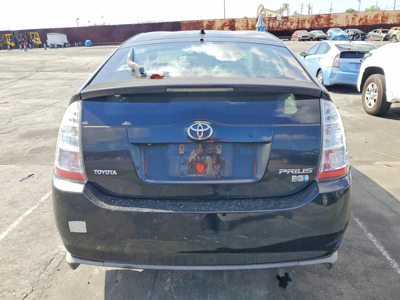 2007 TOYOTA PRIUS BASE photo 16