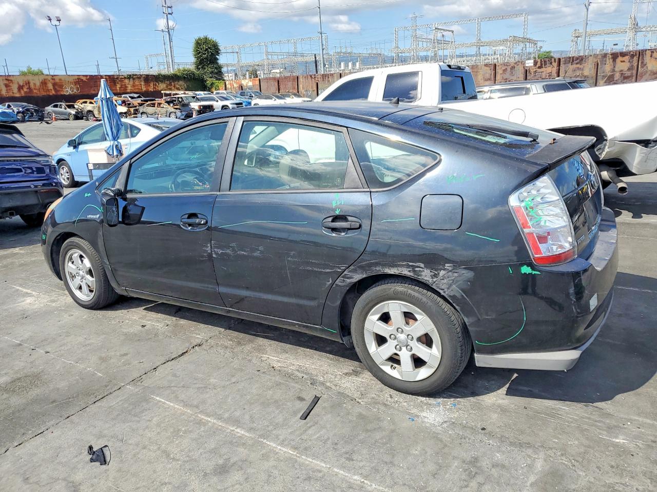 2007 TOYOTA PRIUS BASE photo 4