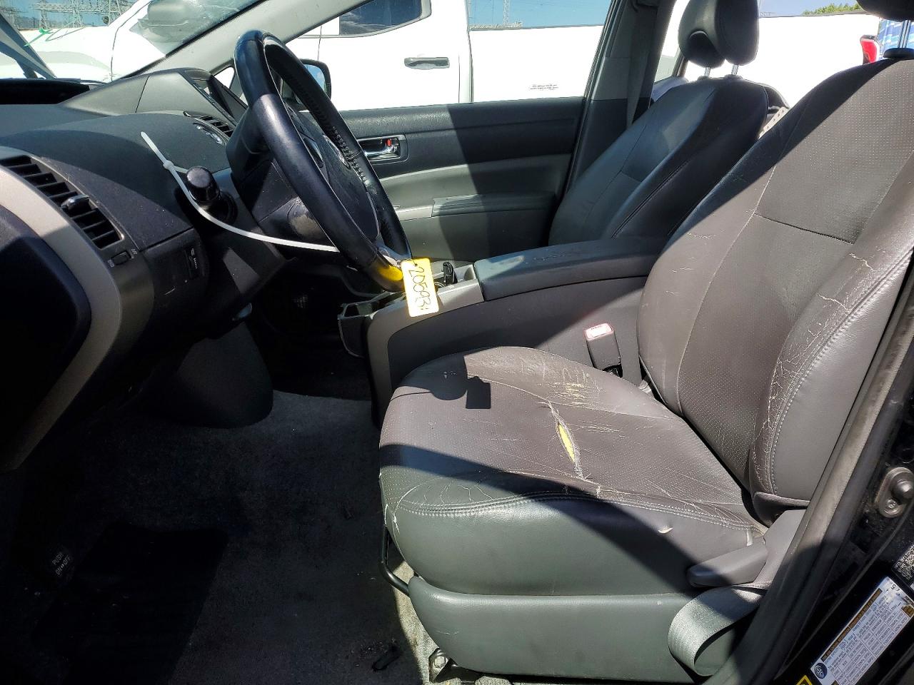 2007 TOYOTA PRIUS BASE photo 19