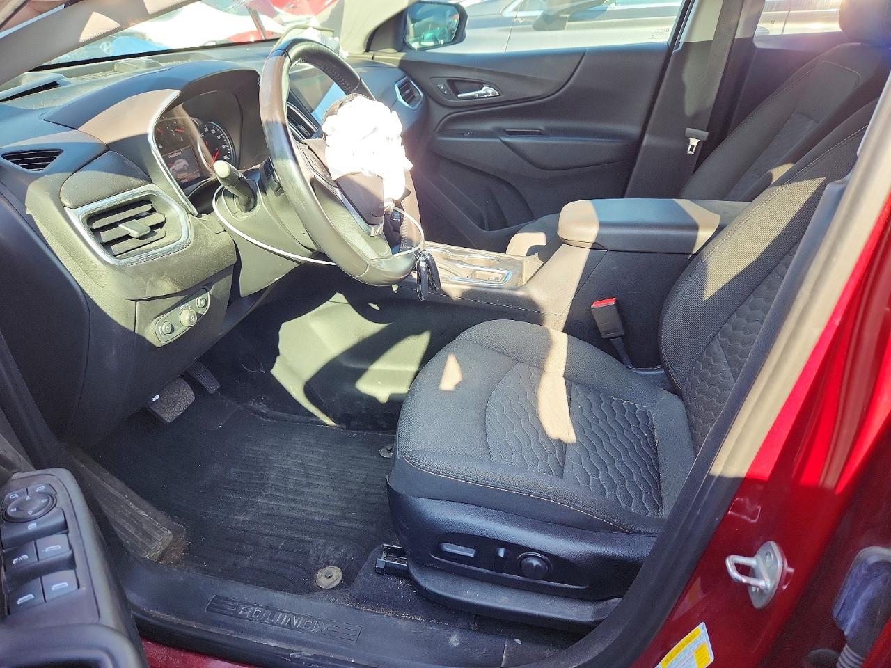 2020 CHEVROLET EQUINOX LT photo 13