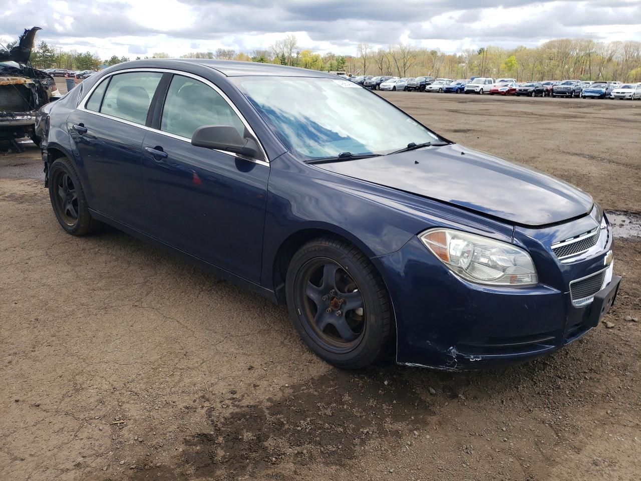 2011 CHEVROLET MALIBU LS photo 4