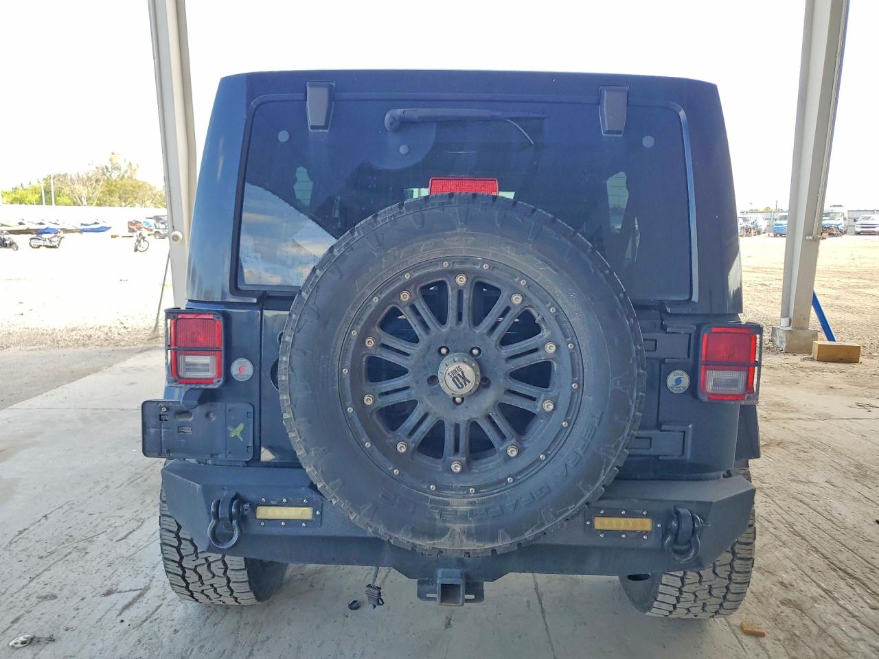 2015 JEEP WRANGLER UNLIMITED SAHARA photo 11